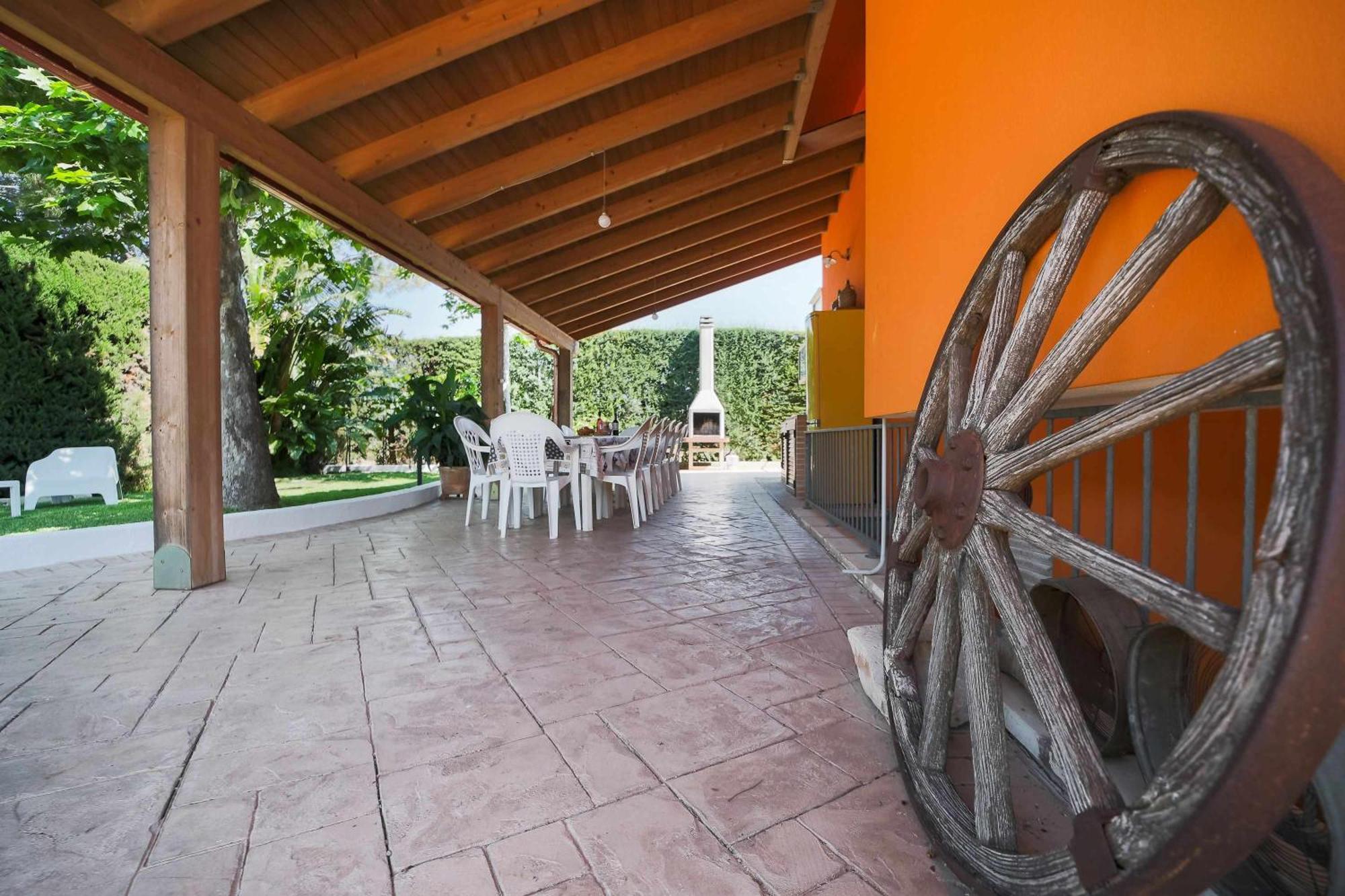 Villa Claudia By Vivimy Parabita Exterior photo
